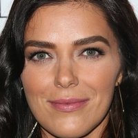 Adrianne Curry Nahé