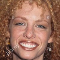 Amanda Kravat Nahé