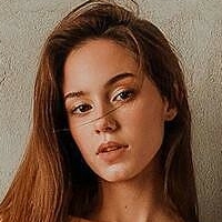 Angelina Romashka Nahé