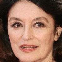 Anouk Aimée Nahé