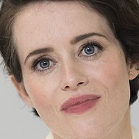 Claire Foy Nahé