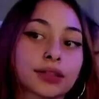 Emiily_Stoone Nahé