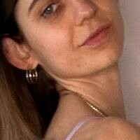 emily.gracee Nahé