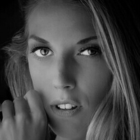 Emma Elizabeth Nahé