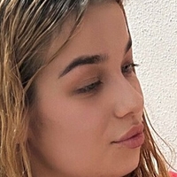 emmaahall5 Nahé