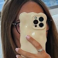 feetwithmrsjones Nahé