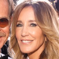 Felicity Huffman Nahé