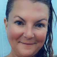 Fullgownwoman Nahé