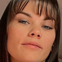 helloella Nahé