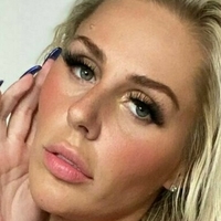 Hotwifey Nahé