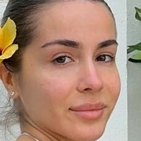 Isa Brunelli aka isabrunellii Nahé