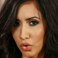Isis Love Nahé