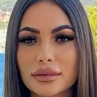 kenza01 Nahé