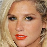 Kesha Rose Sebert Nahé