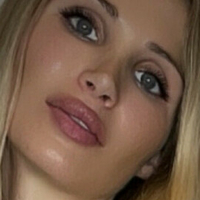 kinkypiercedcoupletease Nahé