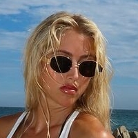 LaceyJaneBrown Nahé