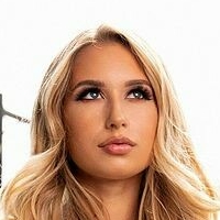 Nikki Sullivan Nahé