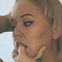 Nikkiwaters Nahé
