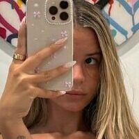 noelleleyva Nahé