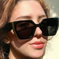 raven.moore_0801 Nahé