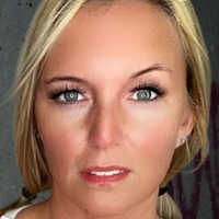 realelizajayne Nahé