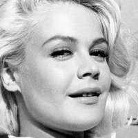 Sandra Dee Nahé