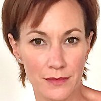 Tanya Franks Nahé