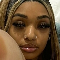 therealyellaa Nahé