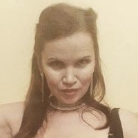 valeriamessalina Nahé
